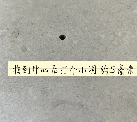 塔什库尔干塔吉克瓷砖空鼓维修公司专业解答在瓷砖铺贴过程中，如果砂料搅拌不均匀，将会带来以下问题